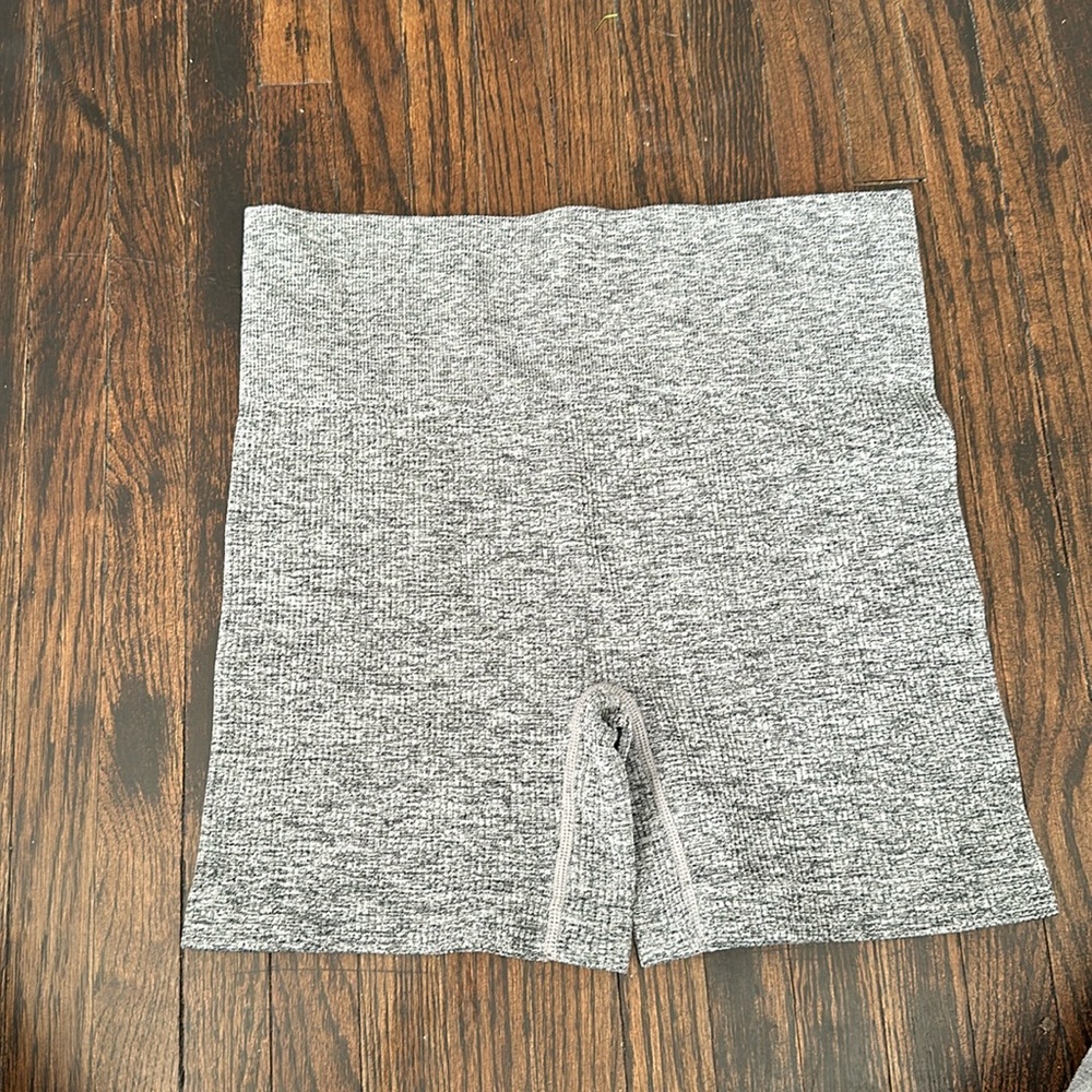 Colsie bike shorts grey